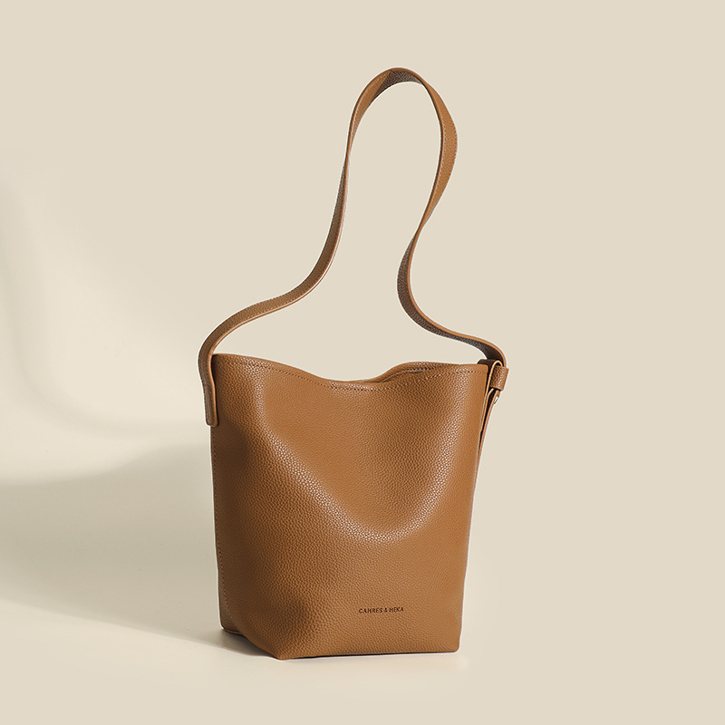 Soft and Glutinous Leather Feel Big for Women 2024 Winter New Korean Single Shoulder Bucket Large Capacity Women's Bag_voghion.com