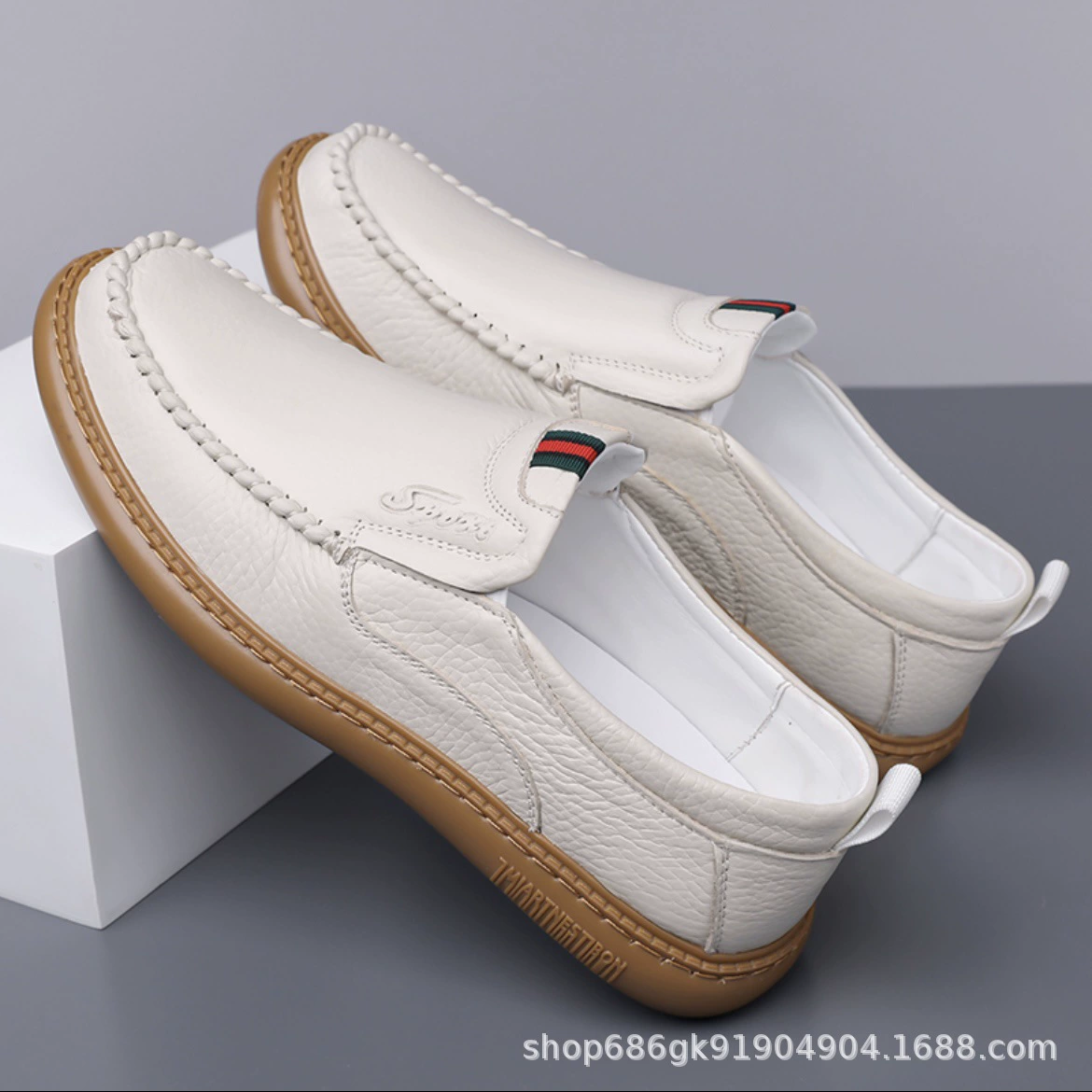 2025 модная мужская обувь, летние мужские туфли первого слоя из воловьей кожи, дышащие туфли для вождения с мягкой подошвой, новые повседневные кожаные туфли