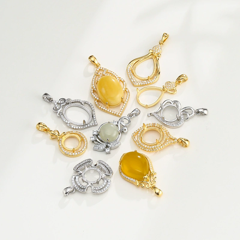 Platinum pendant wax agate jade, silver 925 sample