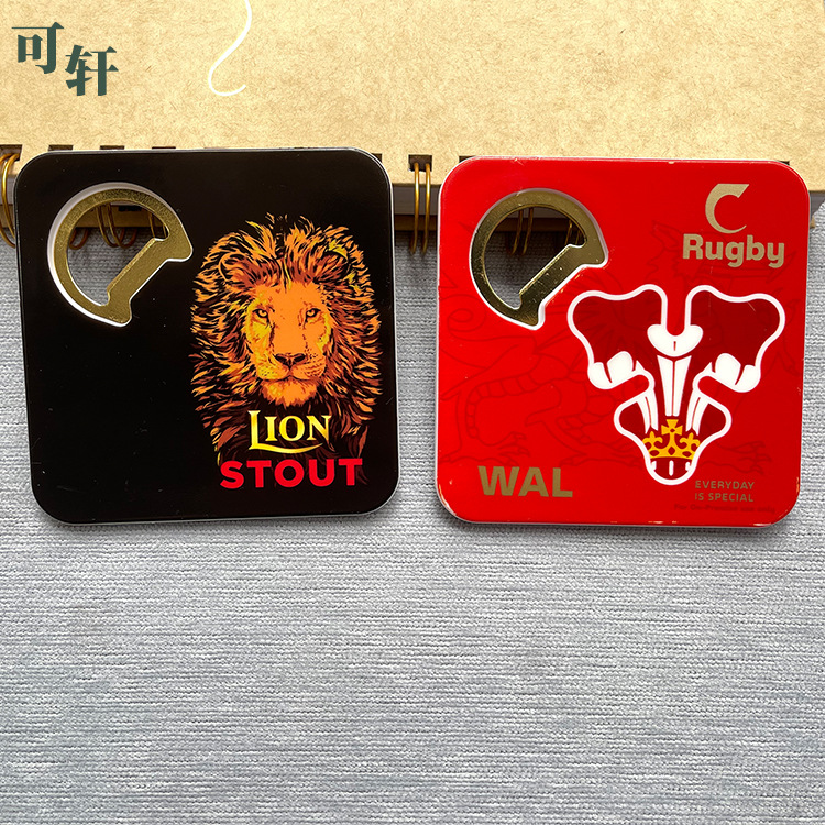 공장 스팟 플라스틱 사각 코스터 병따개 상업용 맥주 병 다기능 오프너 KTV 바 병따개