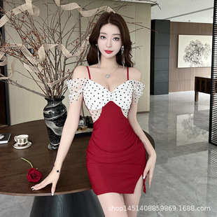 ҹ�����B��ȹ�¿�r���㯟���bŮ�ڶ��Ӷ�ȹ�@�ݷ����ҹ��������