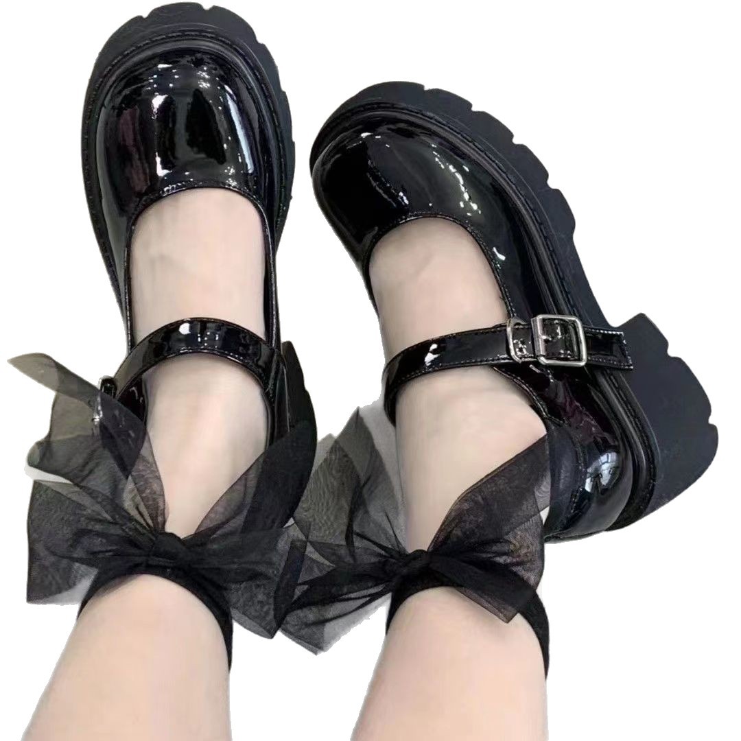 Zapatos de cuero de mujer de tacones altos británicos verano 2025 nuevos zapatos de tacones gruesos retro versátiles Mary Zhenni