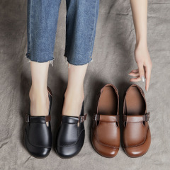 2025 New Round Head Deep Mouth Flat Sole Soft Sole Soft Face Middle-Aged Leather Shoes Retro Genuine Leather Striped Mother's Shoes