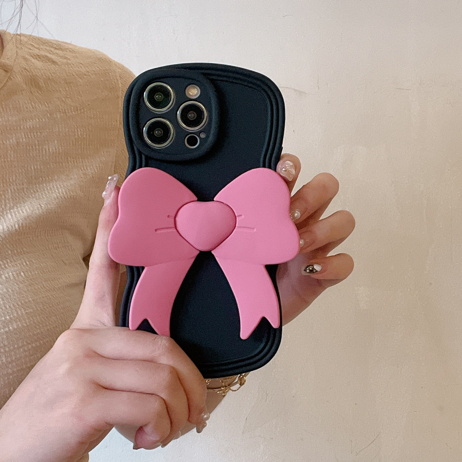 E2591B3B-A7FB-4E72-885D-4A7EE2