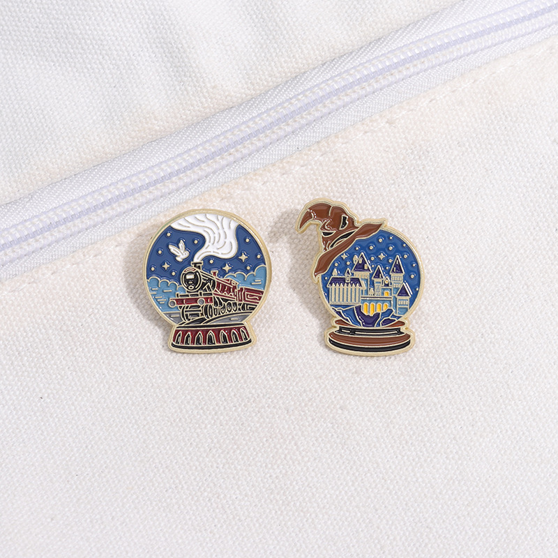 Cartoon Style Pin Crystal Ball Zinc Alloy Stoving Varnish Unisex Brooches display picture 4