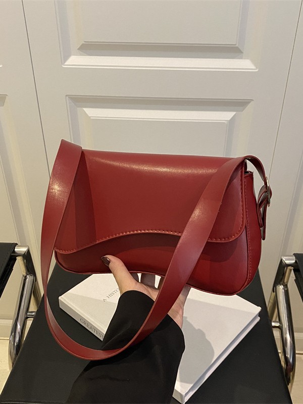 Bolso Cuadrado de Axila para Mujer de Cuero PU con Solapa para Uso Diario image 1