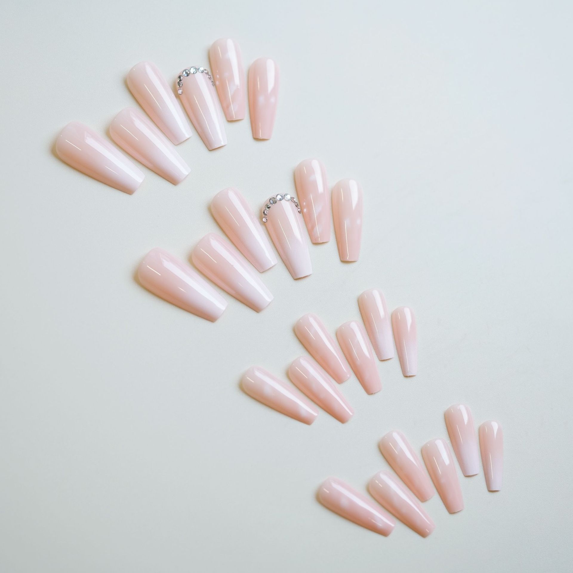 Z-08 marmolado pieza de uñas falsa floreciente desgaste transfronterizo pieza de esmalte de uñas parche de uñas 24 piezas pieza de uñas al por mayor