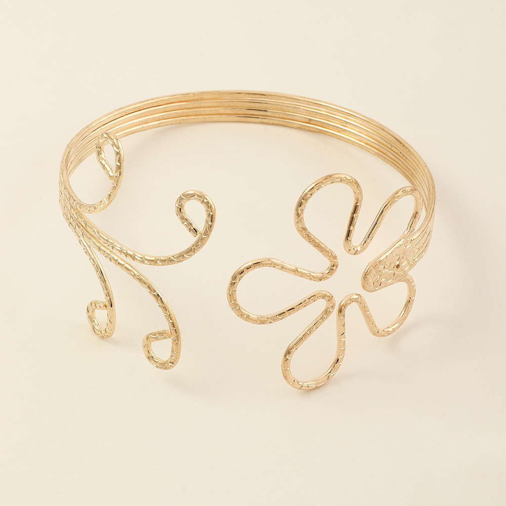 24g Weight Alloy Pendant Material No Inlaid Inlay Material arm bracelet Classification Alloy Chain Material Anniversary, Business, Travel Occasion Alloy Material Geometric Pattern All Seasons Season Women'S Gender Fashion Style Fashion Hollow Geometric Pattern Butterfly Leaf Alloy Bracelet 11
