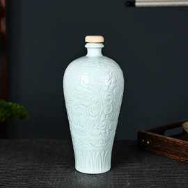 装饰花瓶;陶瓷工艺品;酒壶