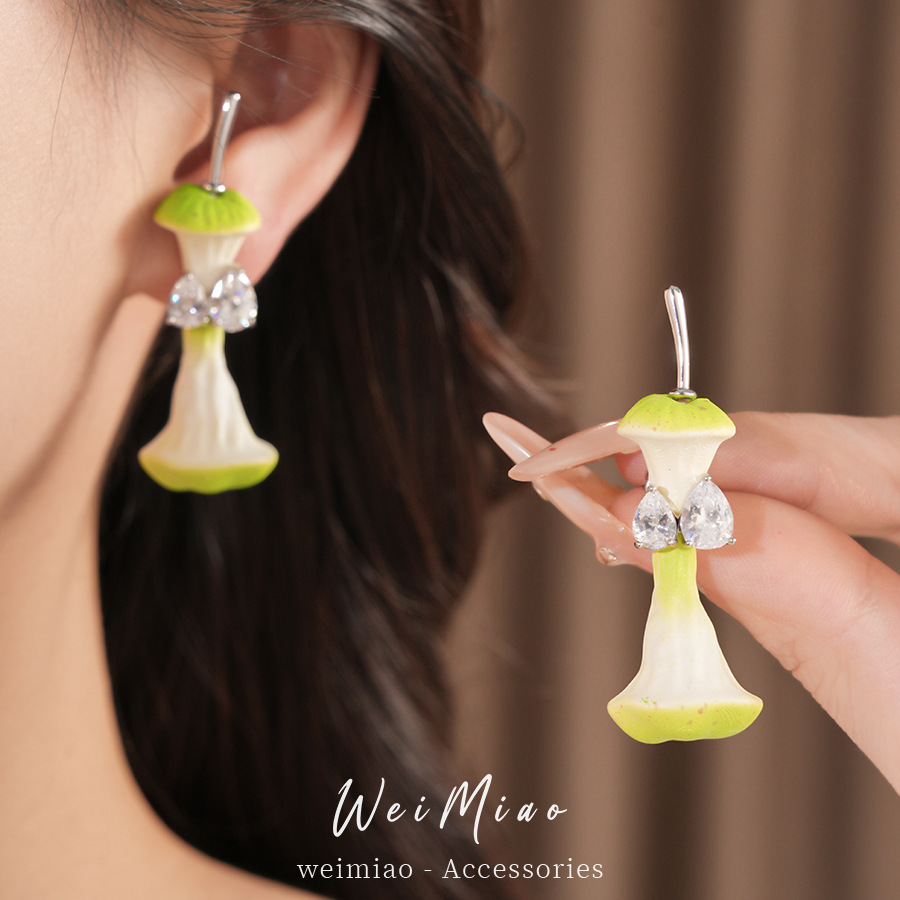 Cuentas de resina de zircón manzana collar de perlas de lujo ligero nicho cadena de clavícula pequeña fresca y dulce temperamento conjunto de joyas