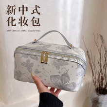 新款化妆包民族风时尚枕头刺绣花色手提包防泼水大容量旅行收纳包