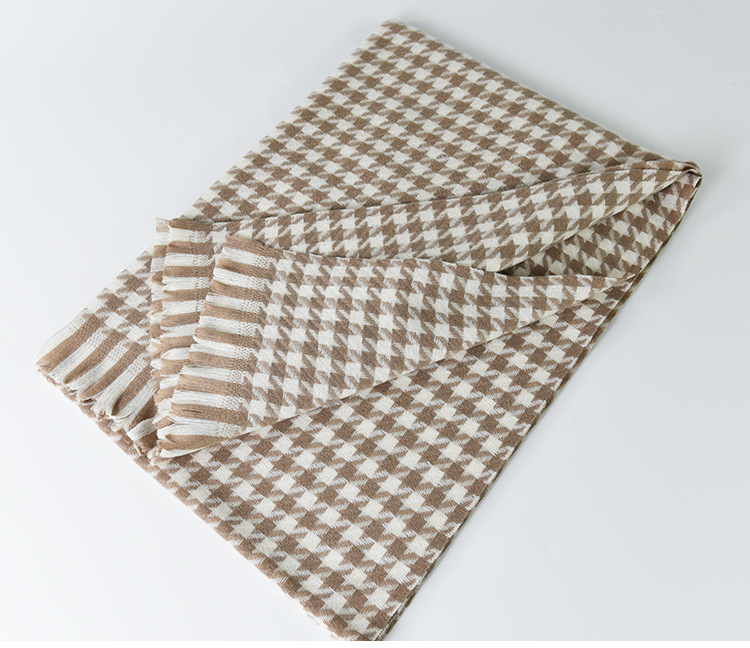 Unisex Fashion Houndstooth Imitation Cashmere Scarf display picture 1