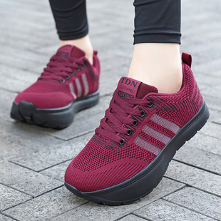 ؓ��Ь��ŮK�͵���Ьǰ�ߺ����׵�{���a�󿵏����ǰ�A����Ь