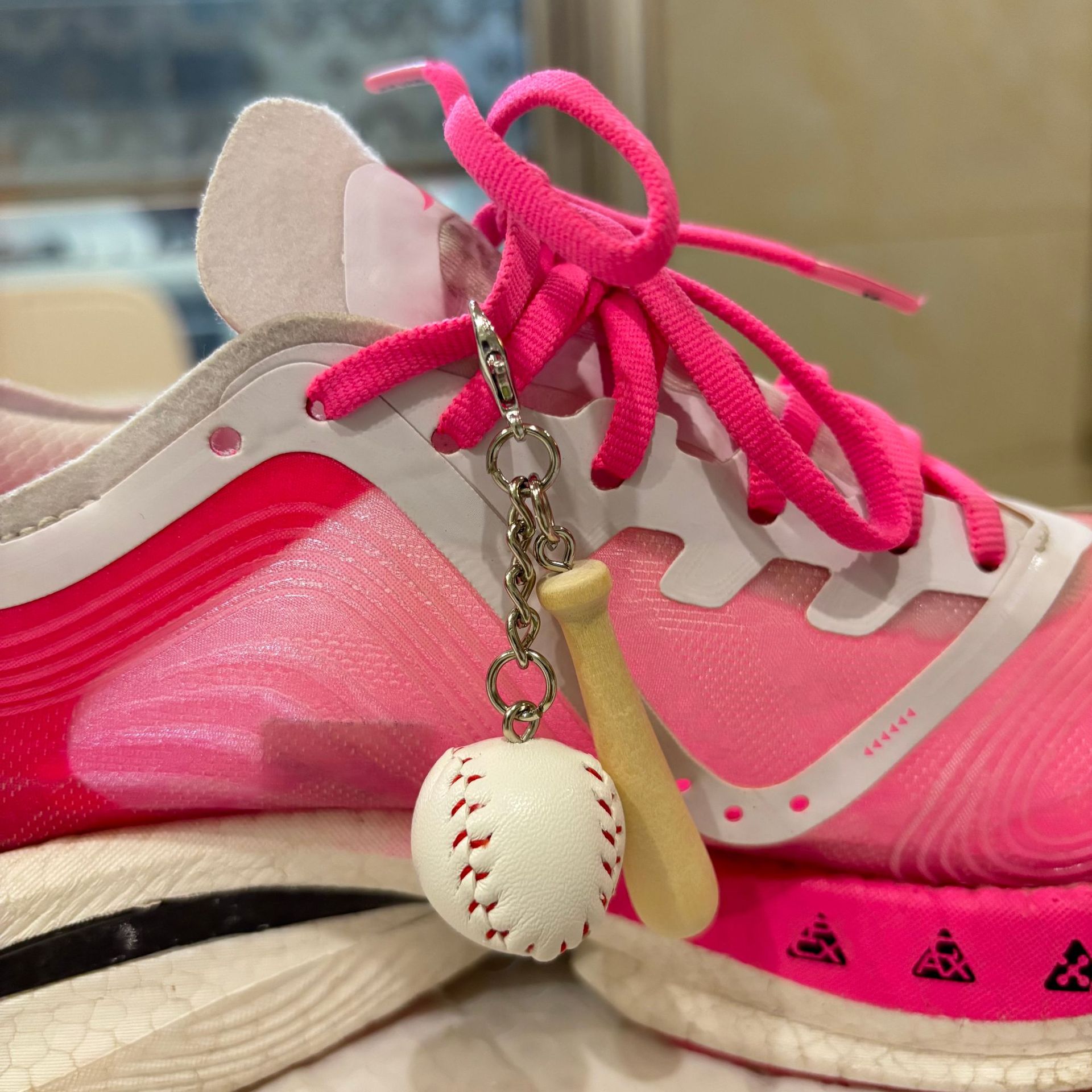 34C028D57C0700F23E997562BAC7EF