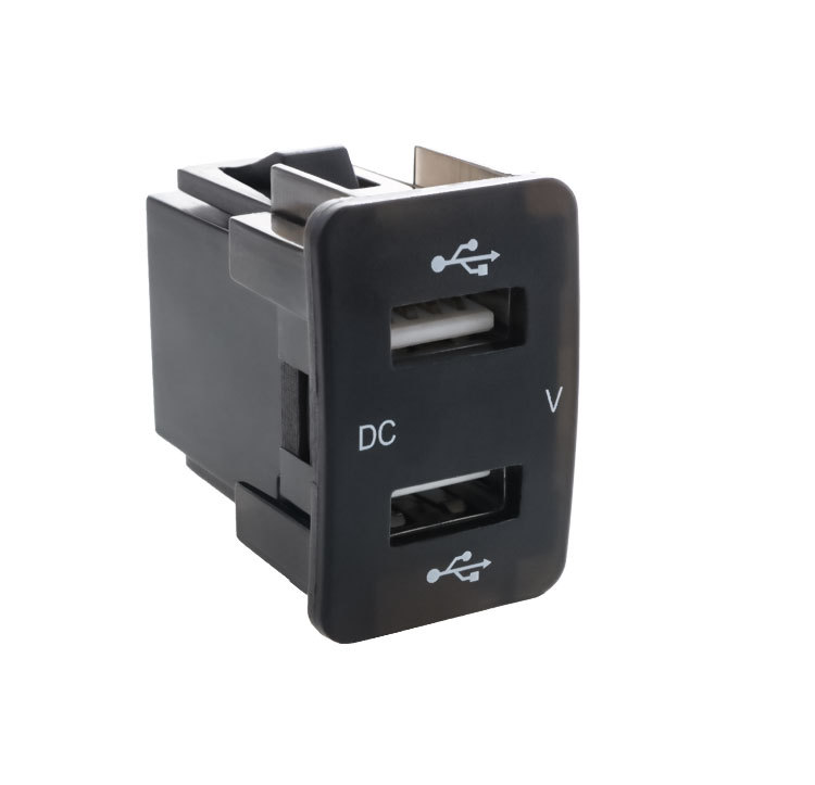 Factory direct car dedicated to kareiling double Qing double usb installed car charger interface charger