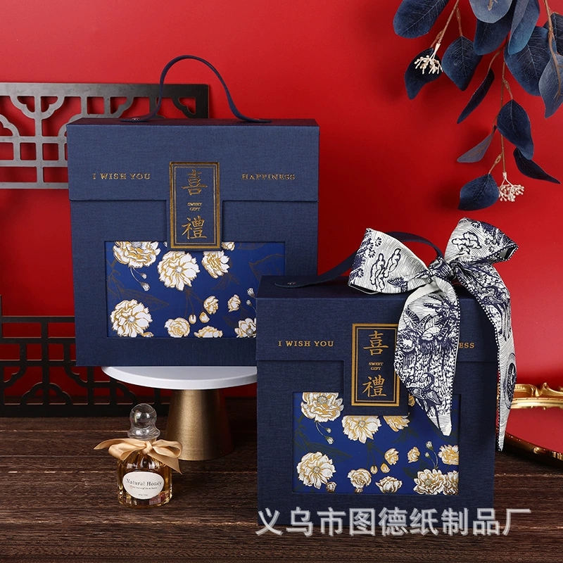 Изысканная сопровождающая Подарочная коробка Портативная Подарочная коробка с откидной крышкой Коробка конфет Квадратная упаковочная коробка с бантом Пустая коробка