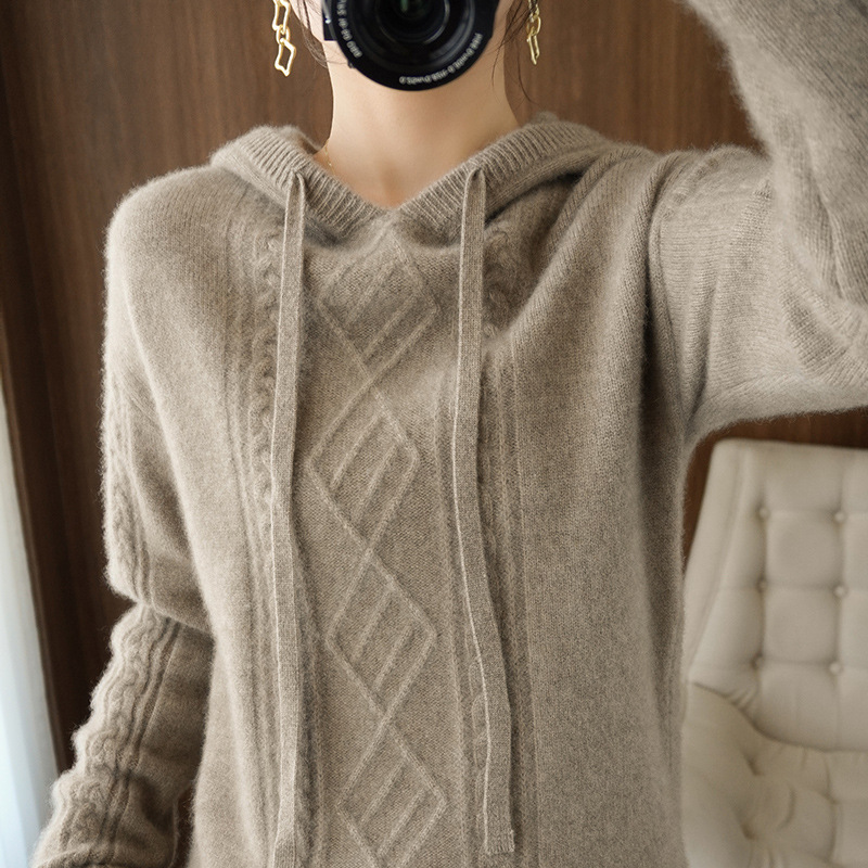 Woolen short sweater
