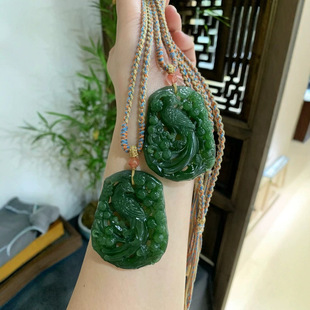 Jin Yu Tang Xinjiang a pair of Hetian jade jasper happy eyebrows oily and delicate color uniform hollow carving