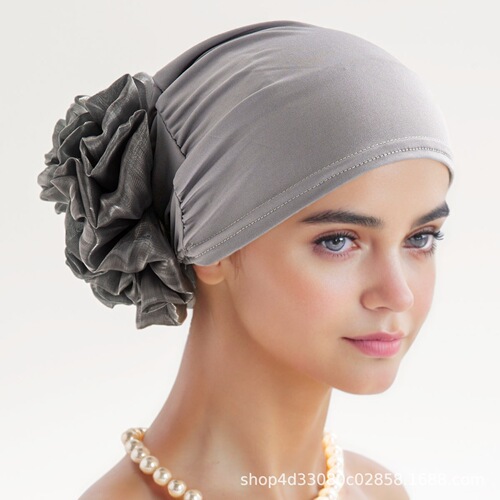 Alibaba.com Amazon New Muslim Solid Color Large Flower Head Scarf Hat European and American Milk Silk Head Scarf Flower Disc