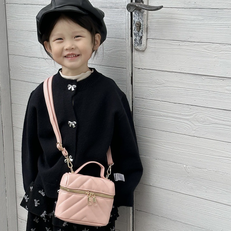 Coreana simple color sólido princesa bolsa de hombro mini bolsa de caja de chicas 2024 nuevo bolso de cadena de niños
