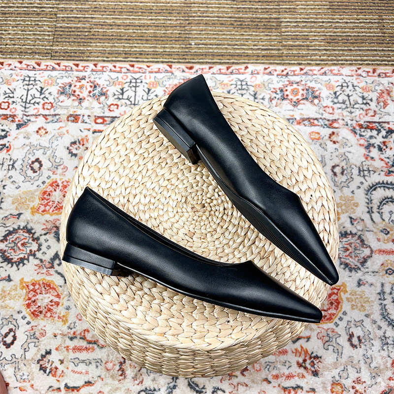 Professional Women's Flat Shoes With Pointed Toe In Black_voghion.com