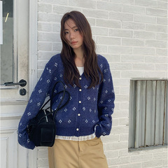 苏奈 25秋韩版复古提花v领针织开衫女显瘦毛衣上衣外套女fromanna