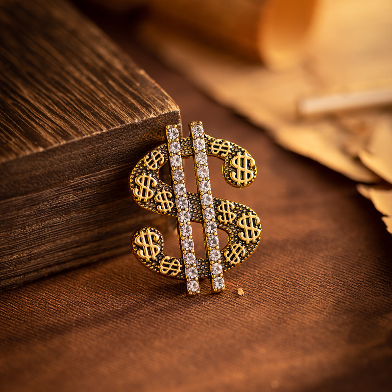European and American Exaggerated Hip-Hop Style Bold Dollar Sign Brooch Alloy with Rhinestones Personalized Trendy Men's Fashion Accessory European and American Exaggerated Hip-Hop Style Bold Dollar Sign Brooch Alloy with Rhinestones Personalized Trendy Men's Fashion Accessory