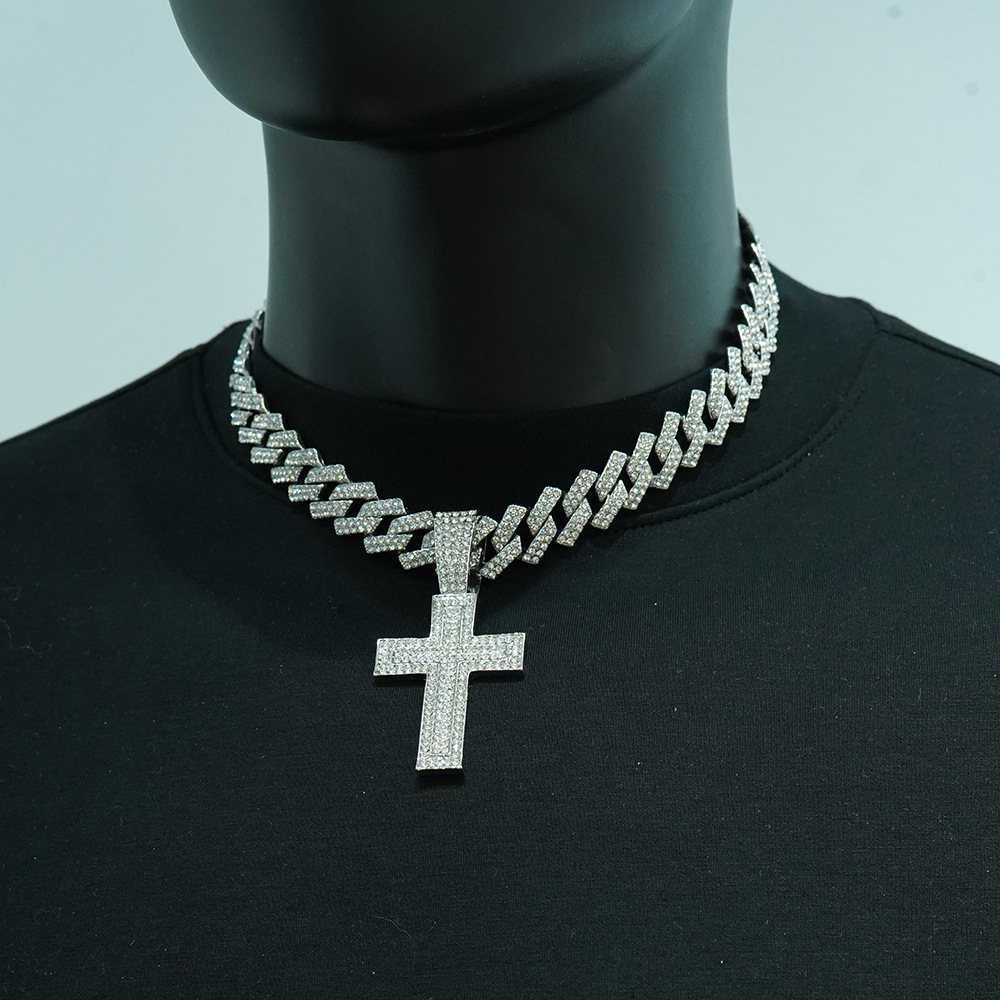Europa y los Estados Unidos hip hop retro aleación hip hop collar de cruz de diamante completo colgante de cruz transfronterizo exclusivo