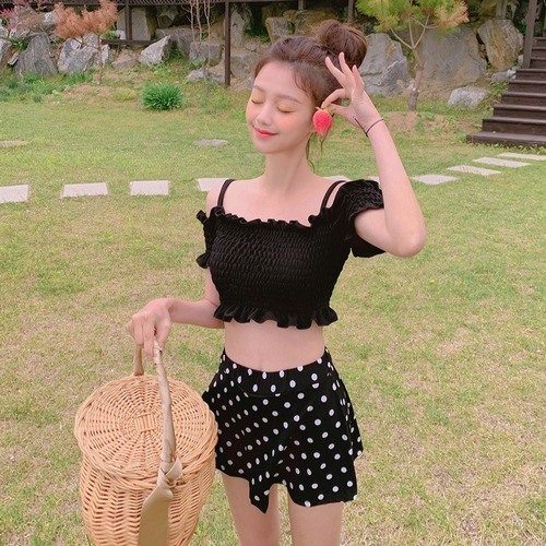 Swimsuit for women - summer black polka dot bikini - small chest, gathers to cover the abdomen, slender body, separates into two parts, hot spring swimsuit
