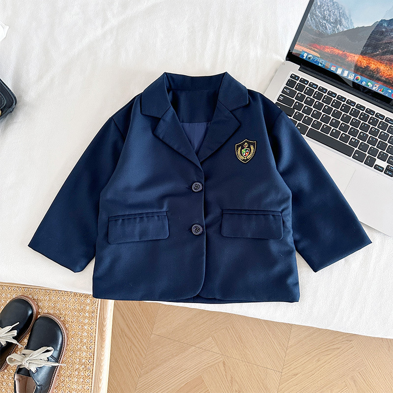 Nausicaa del viento 2024 otoño nueva ropa para niños versión coreana de la serie de combinación de estilo universitario traje de todo fósforo para niños