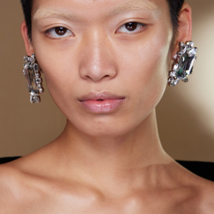 Cross-border Hot-selling Geometric Square Ear Clip Women's High-end Ear Holes High-end Rhinestone Earrings Niche Fashion Earrings