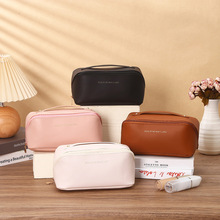 大容量pu简约化妆包便携式手提旅行收纳包ins时尚枕头洗漱包批发