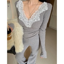 广州十三行正品冬季新款韩系辣妹纯欲风蕾丝拼接小女人磨毛上衣女