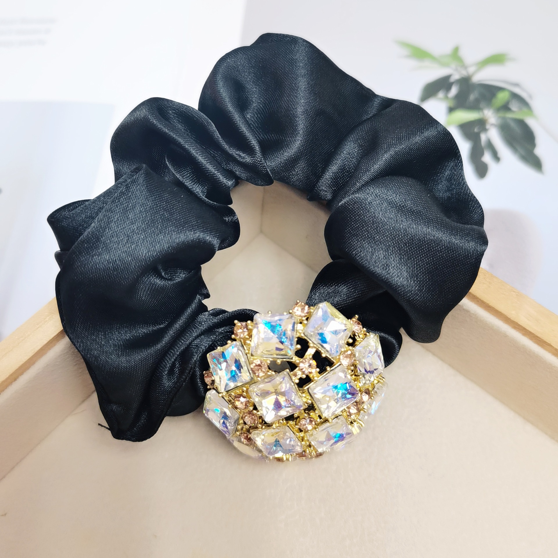 Korean High-End Fabric Scrunchie Luxury Sparkling Diamond Half-Sphere Hair Tie Bun Ponytail Holder_voghion.com