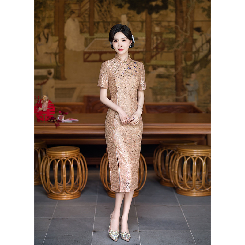 Elegant Cheongsam for Middle-Aged Mothers, New Style Formal Dress for Wedding Banquets, Suitable for Young Mothers, Can Be Worn Daily