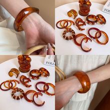 ��ʽ�����ĸ��Բ���������ݸ߼���ʱ���ֻ���Լ�ٴ�����Ů����