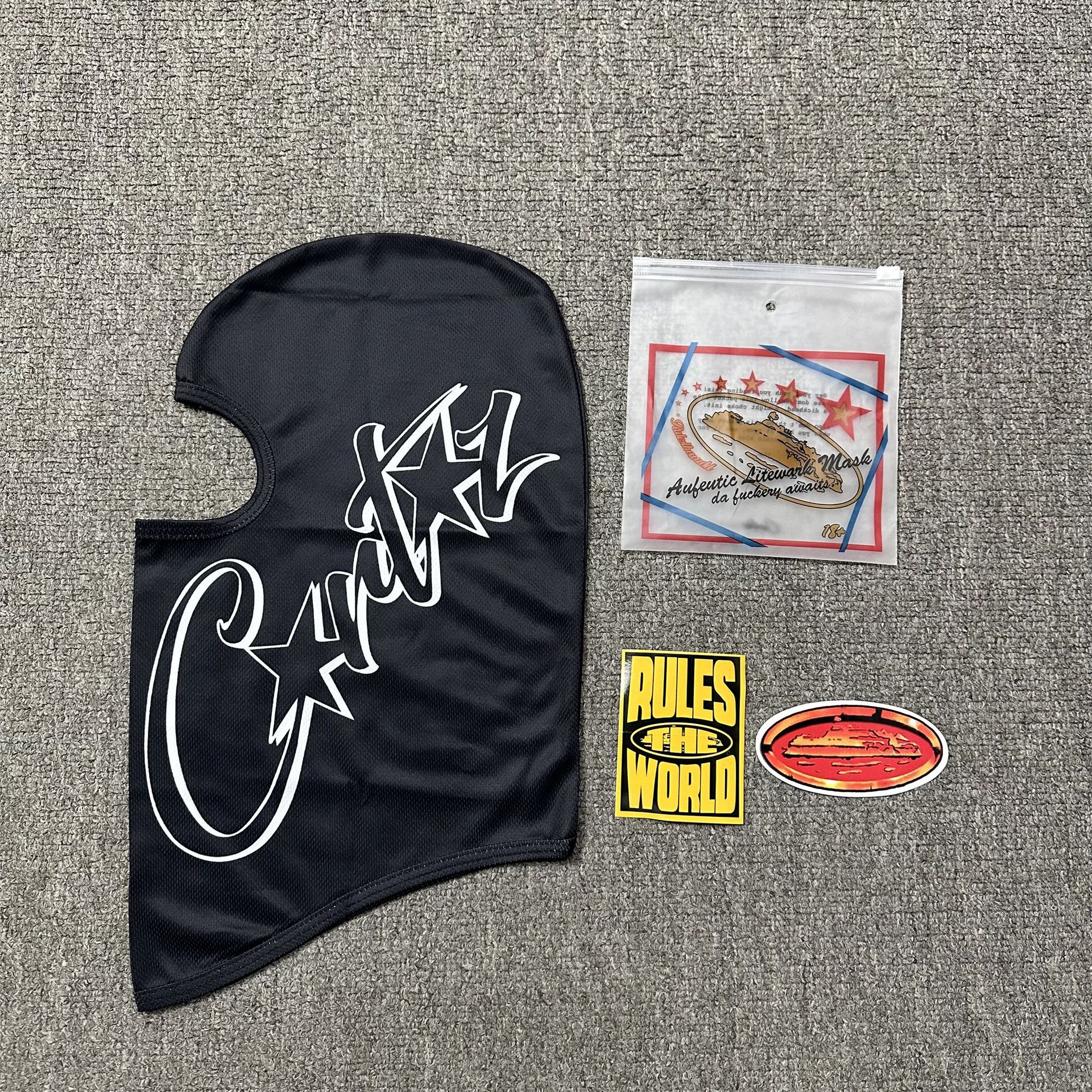 검은 흰색 단어