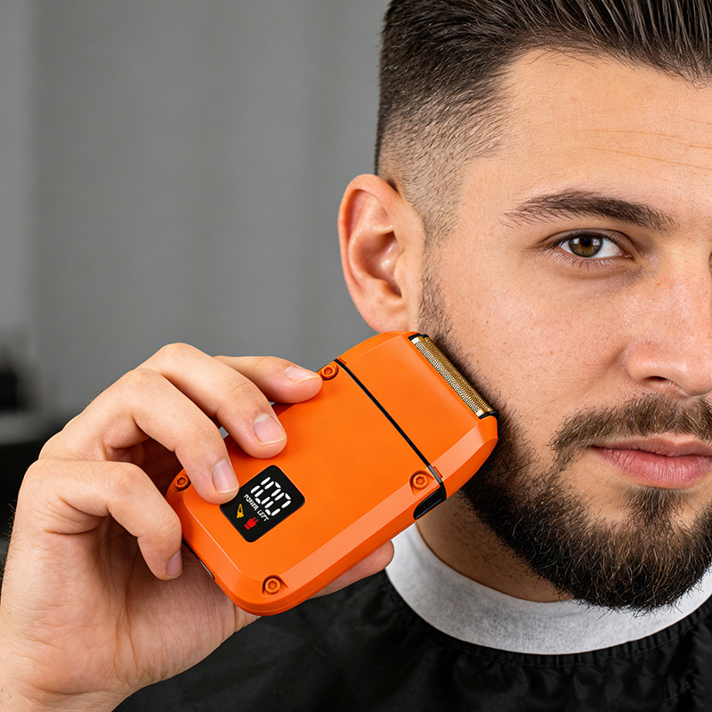 Cross-Border In-Stock Reciprocating Electric Shaver USB Rechargeable Cordless Whitening Shaver Oil Head Clipper Hair Trimmer