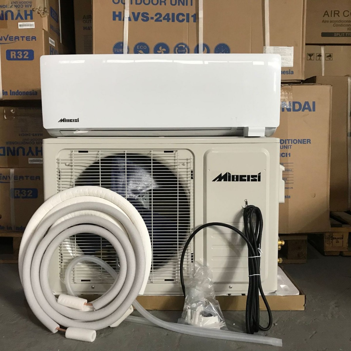 Aire Acondicionado de Pared de Frecuencia Fija 1P/1.5P/2P/3P/4P para Exportación, Capacidad de Enfriamiento de 9000BTU-36000BTU