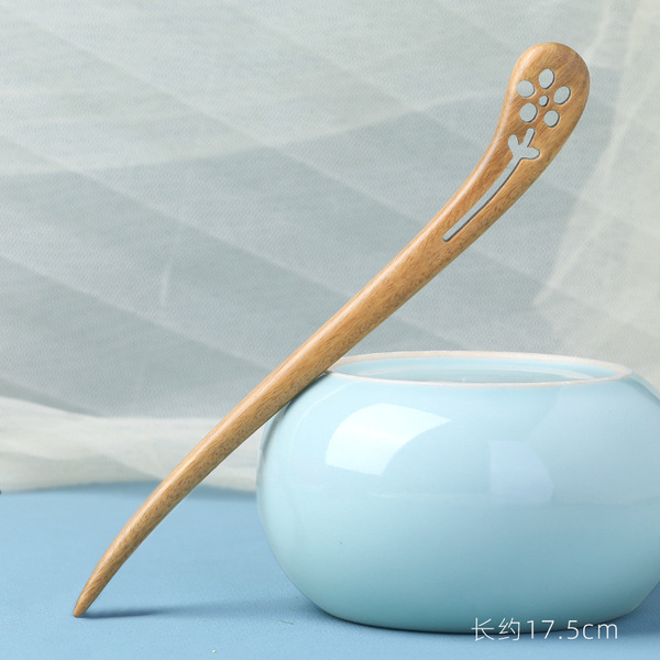 Chinese hairpin green sandalwood