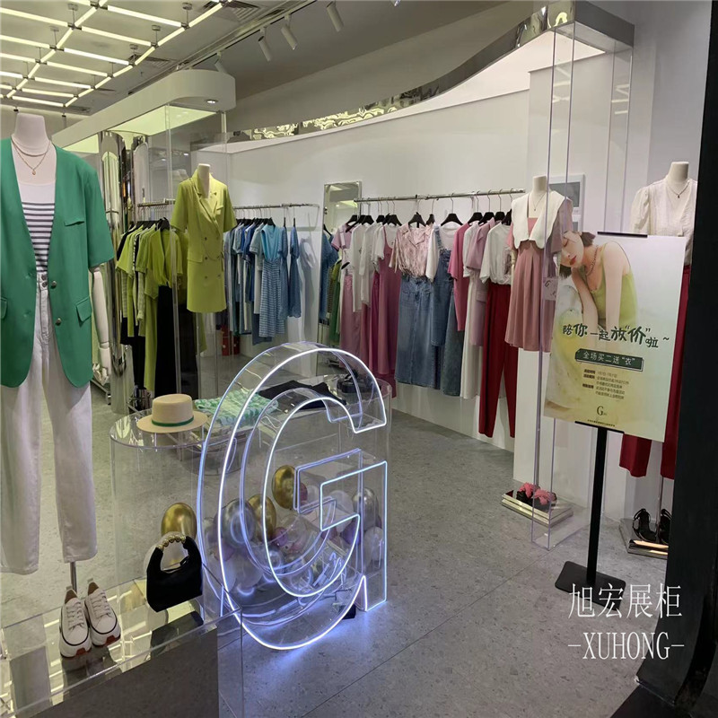 服装店展示架上墙不锈钢女装侧挂陈列架亚克力展示台服装高柜批发