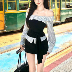 韩系新款2025时尚女早秋撞色拼接条纹设计一字肩显瘦上衣半裙套装