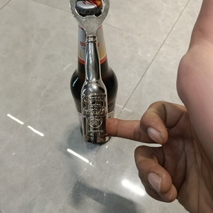 Corona beer bottle shape three-dimensional bottle opener, three-dimensional bottle opener personality bottle opener logo