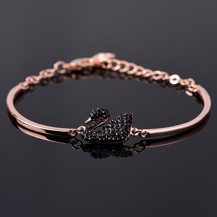 thumbnail image 1 of Flor pulsera de trébol de cuatro hojas versión coreana pulsera de cristal joyería de las señoras hechizo reloj regalo oro rosa negro ganso uno, 1 of 2