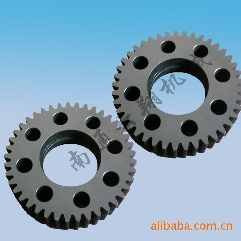 生产调质、高频的模数制齿轮机械