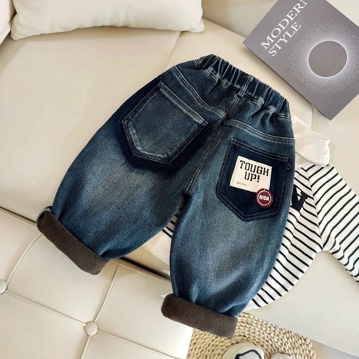 Pantalones para niños otoño y invierno bebés invierno niños nuevos jeans de terciopelo en uno grueso pantalones de invierno para niños pequeños y medianos image 2
