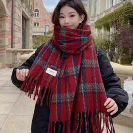 JM韩系秋冬氛围感安可拉红色格子围巾女保暖百搭过年红披肩围脖