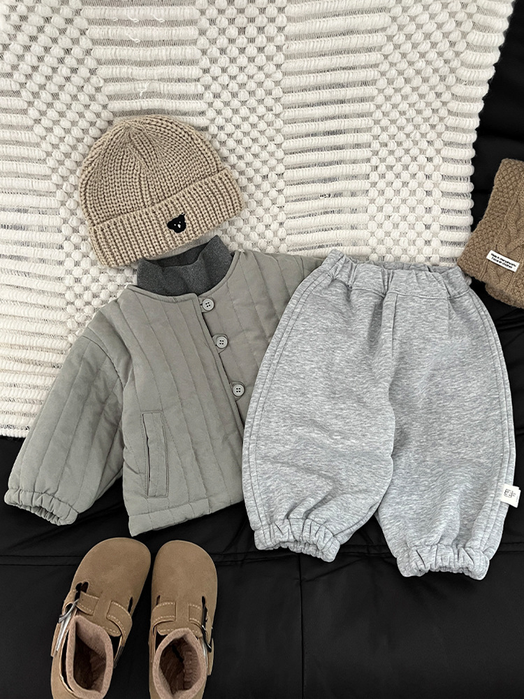 Baby invierno chaqueta de algodón nuevo estilo coreano extranjero para bebés de sexo masculino y femenino, ropa de algodón gruesa, chaqueta de algodón caliente para niños