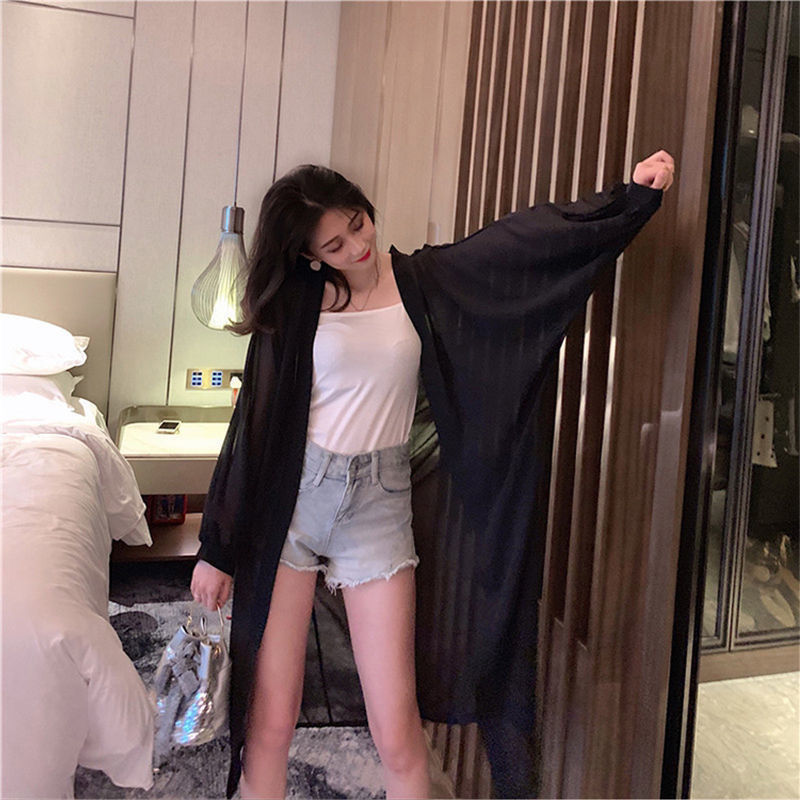 검은색