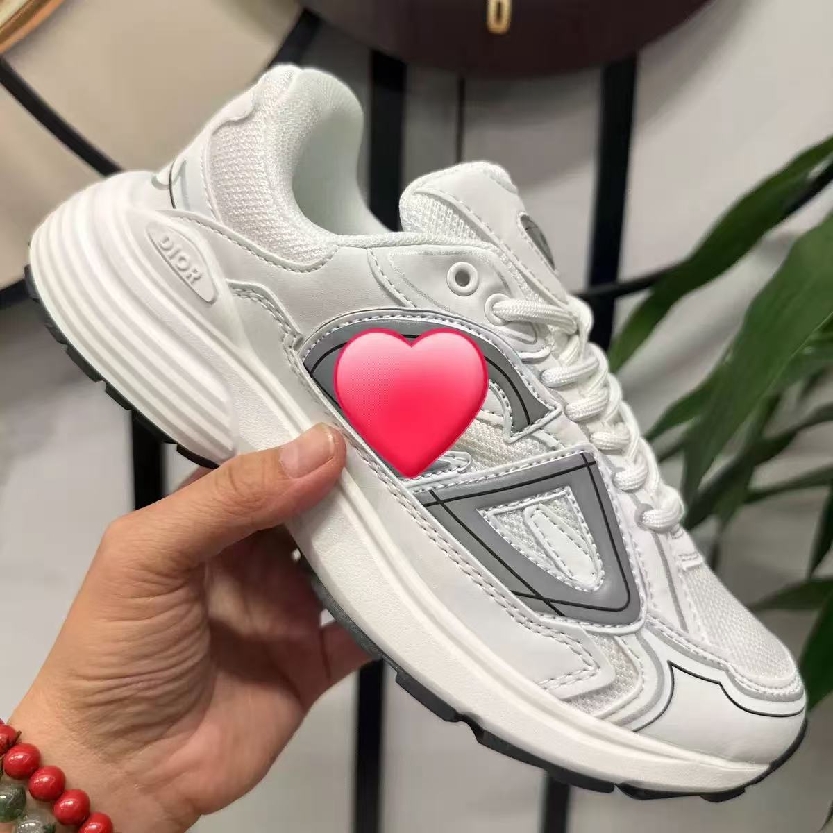 윤 b30 화이트